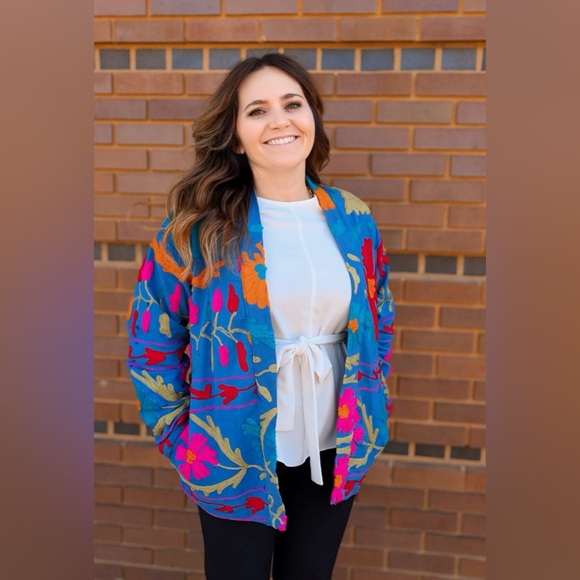 Embroidered Floral Jacket - Picture 3 of 5